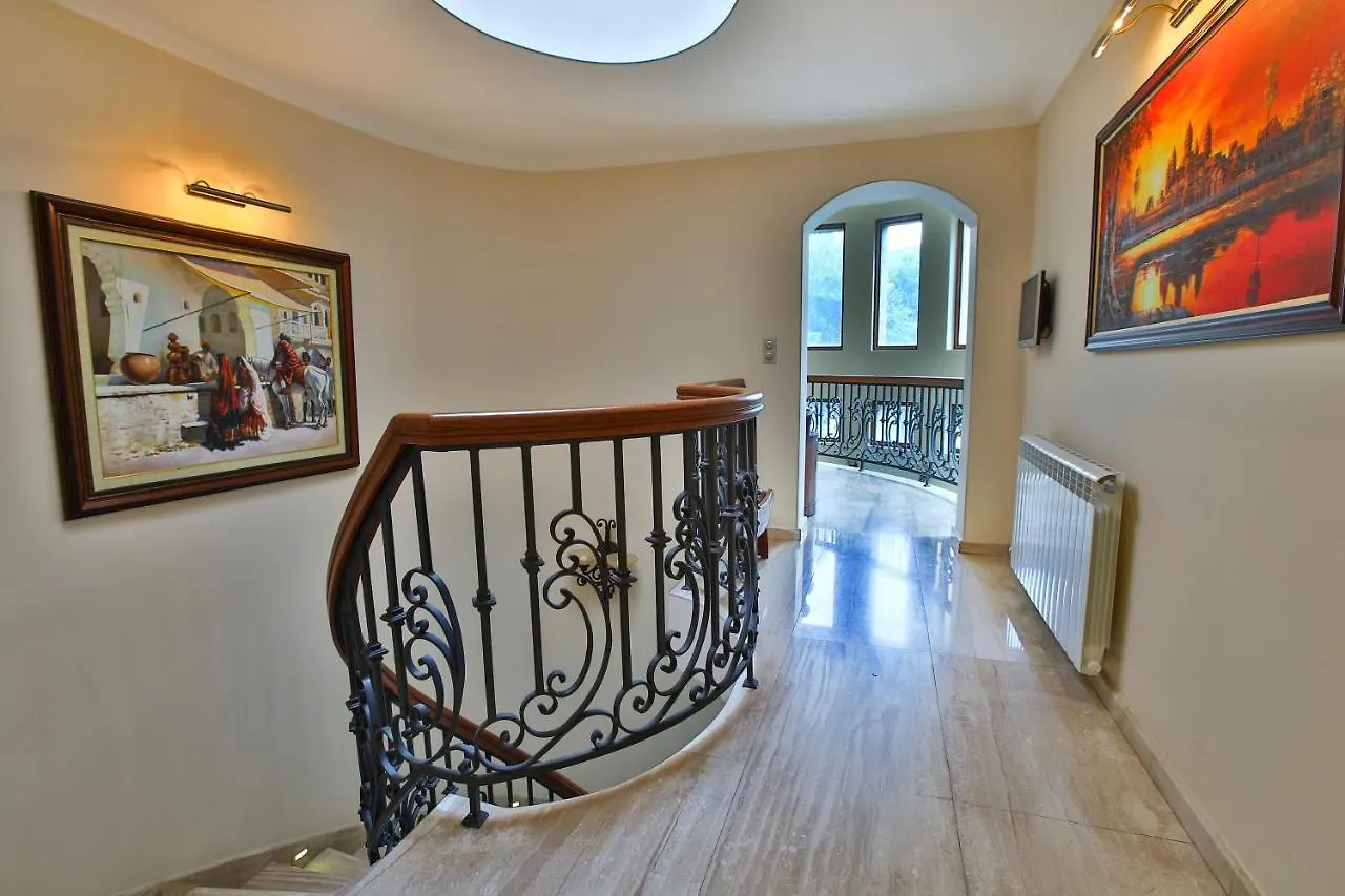 Villa Sofia City & Luxury