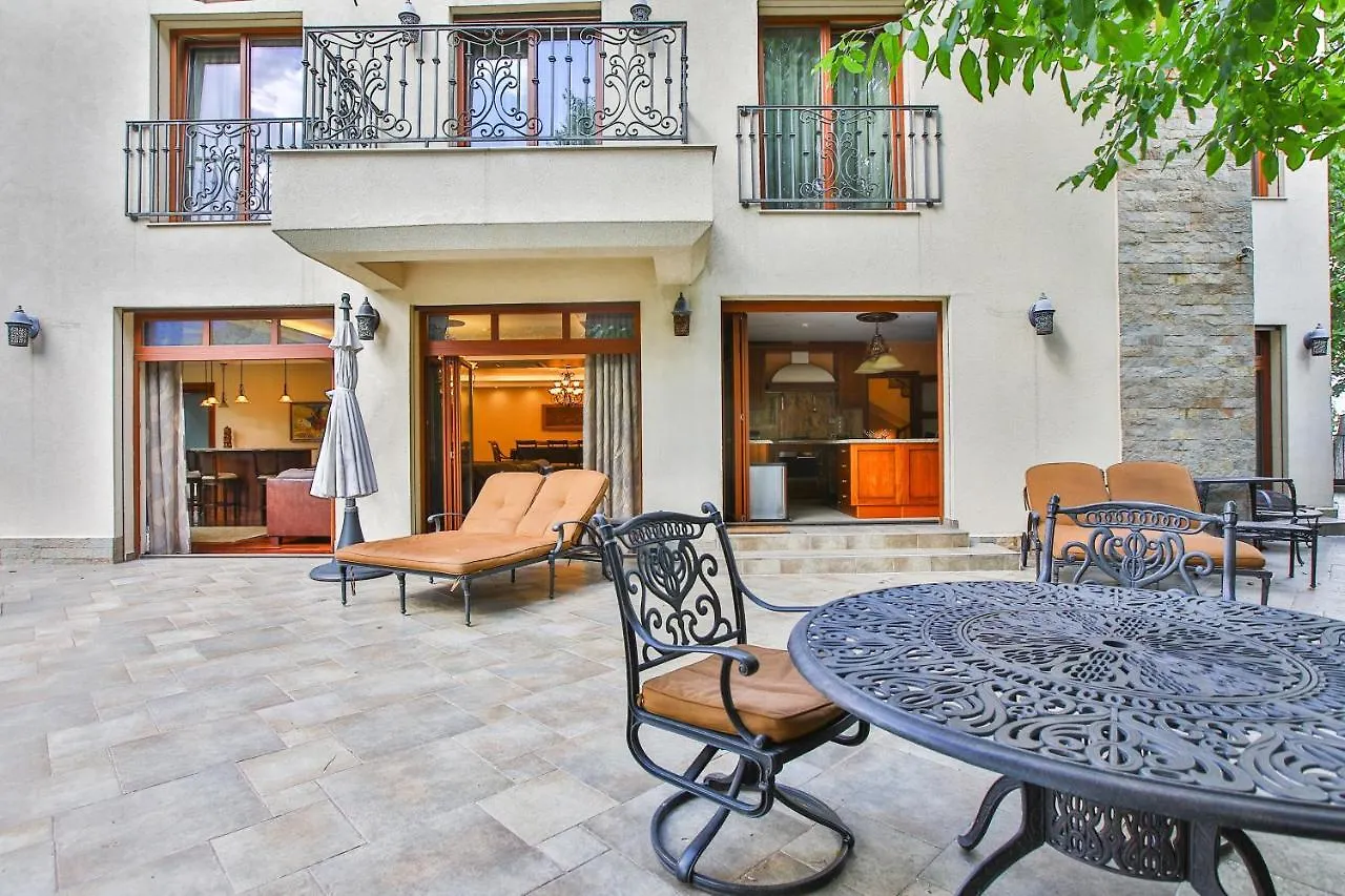 Villa Sofia City & Luxury