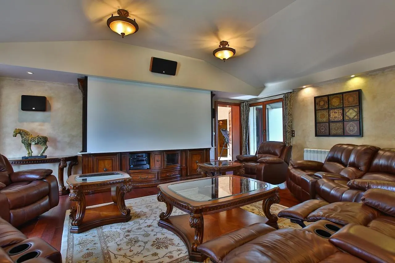 Villa Sofia City & Luxury